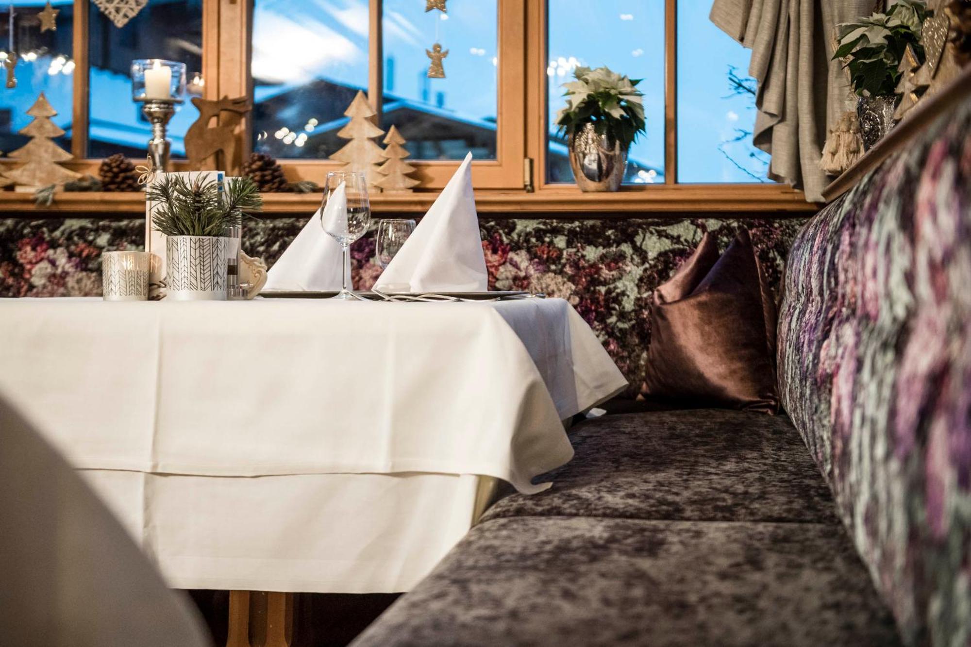 Hotel Peternhof Kössen Buitenkant foto